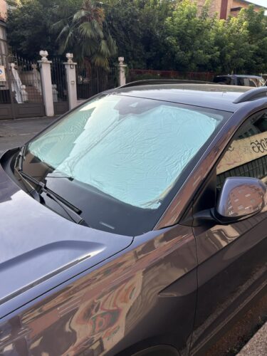 Click to view full screen 2026 Car Windshield Sun Shade Umbrella – Front Glass Foldable Sunscreen Cover for Heat Protection photo review